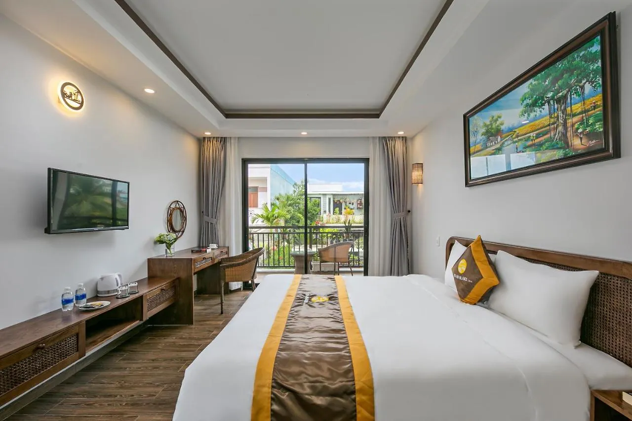 Villa Blake Hoi An 3*,