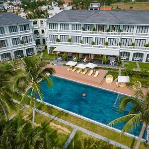 Moodhoian Riverside & **** Hoi An